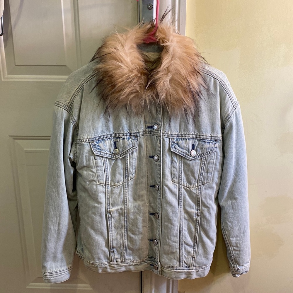 American Eagle faux fur jean jacket
